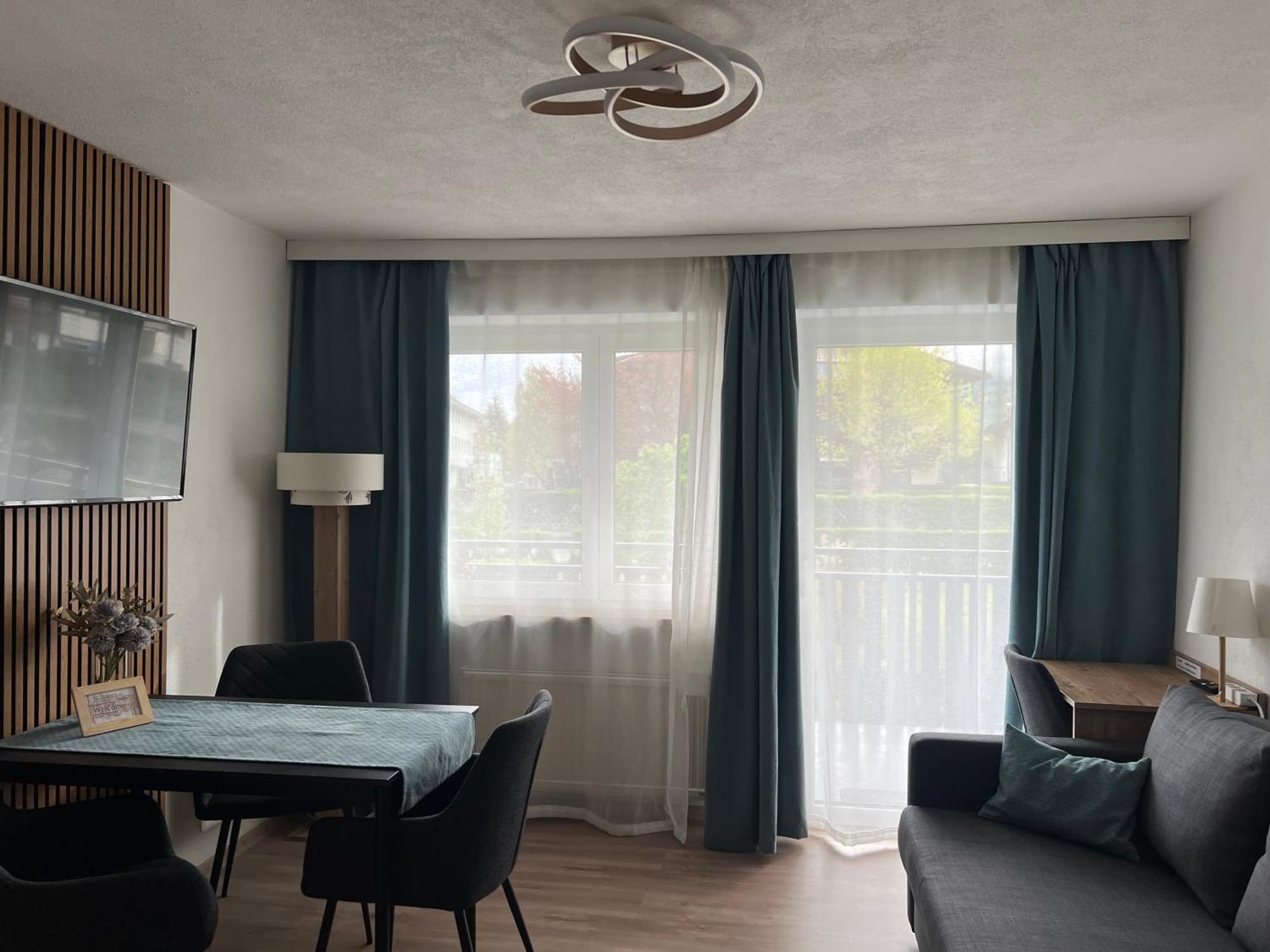 Alpha Alpin Apartment เซลล์อัมเซ ภายนอก รูปภาพ